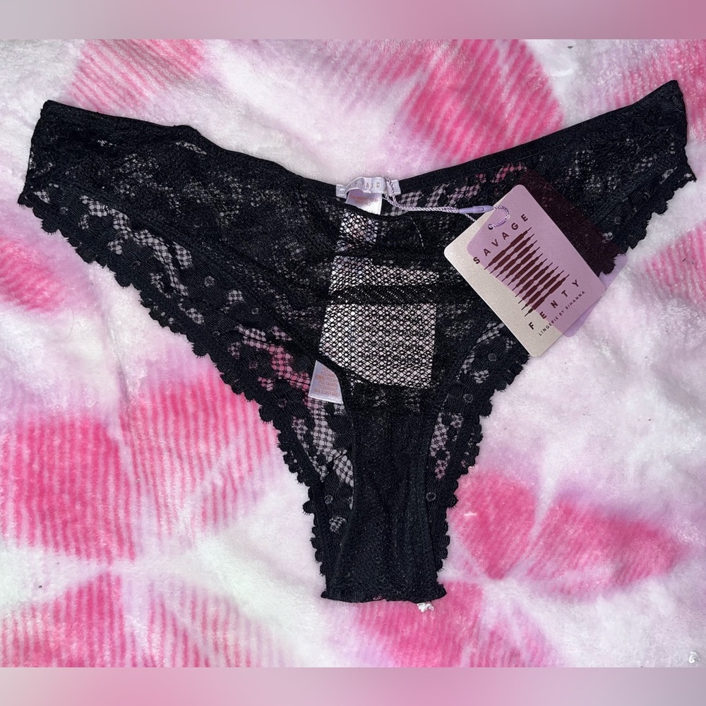 NWT SAVAGE X FENTY LACE LINGERIE